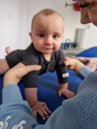 ndt-bobath-dla-niemowlat-i-wczesniakow-21